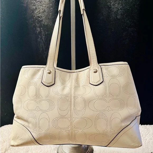 Coach-(2 pc set) Carry All Leather Tote Bag Perforated in Cream - Picture 3 of 8